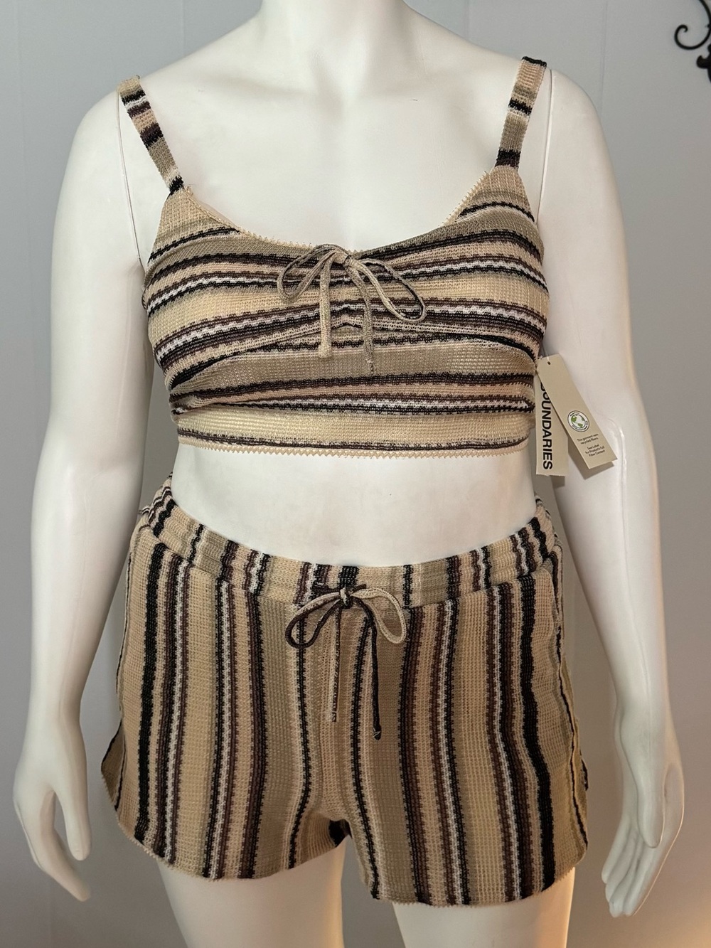 No Boundaries Women's 2-Piece Knit Tank Top & Shorts Set Neutral NWT